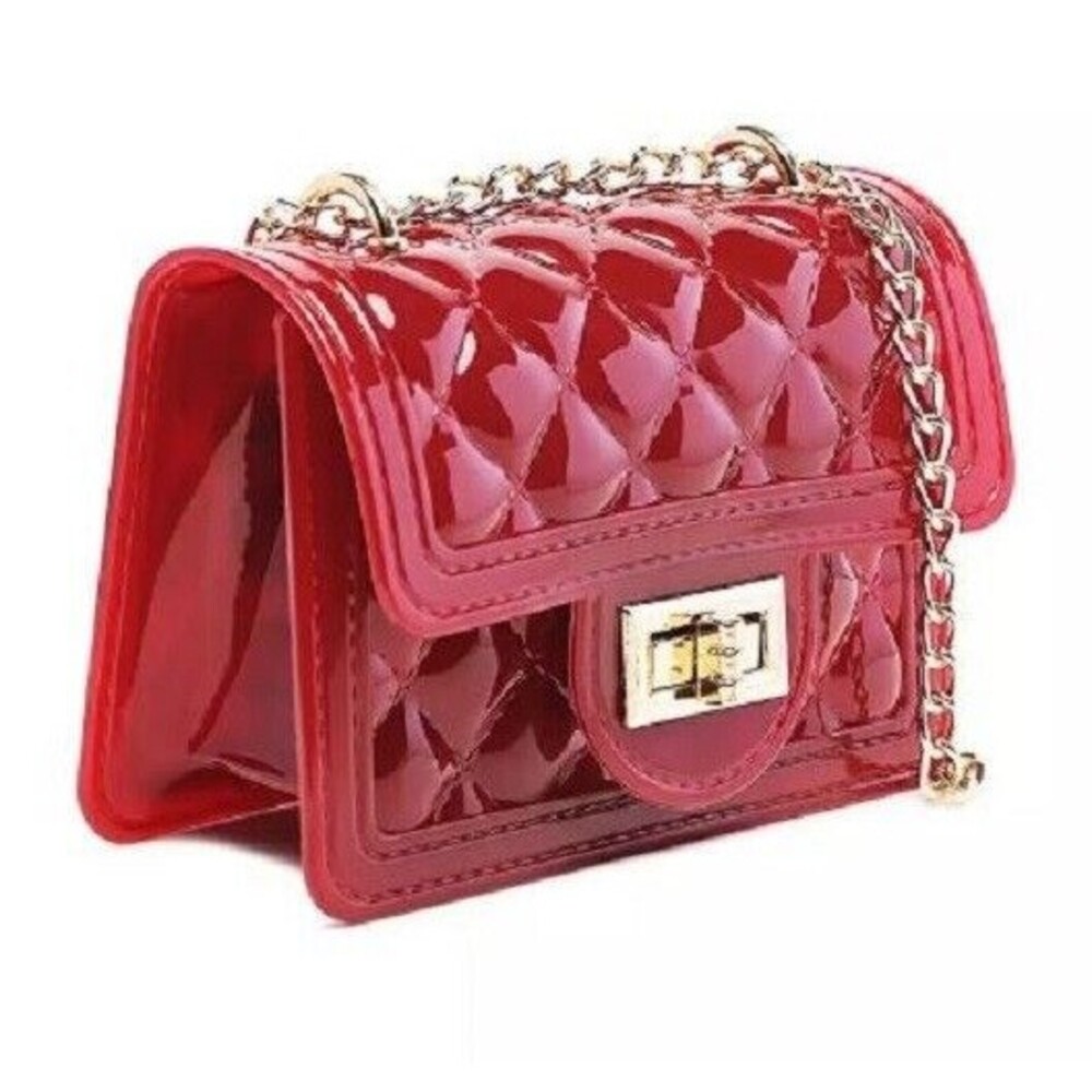 Deluxity Los Angeles Crossbody NWOT Red Quilted Jelly Bag Purse Gold Chain - Picture 2 of 10